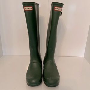 Hunter boots, green size 8
